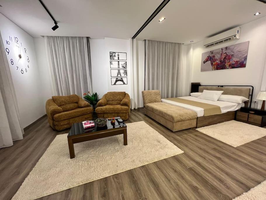 Appartement Modern Roof Greenery Terrace *